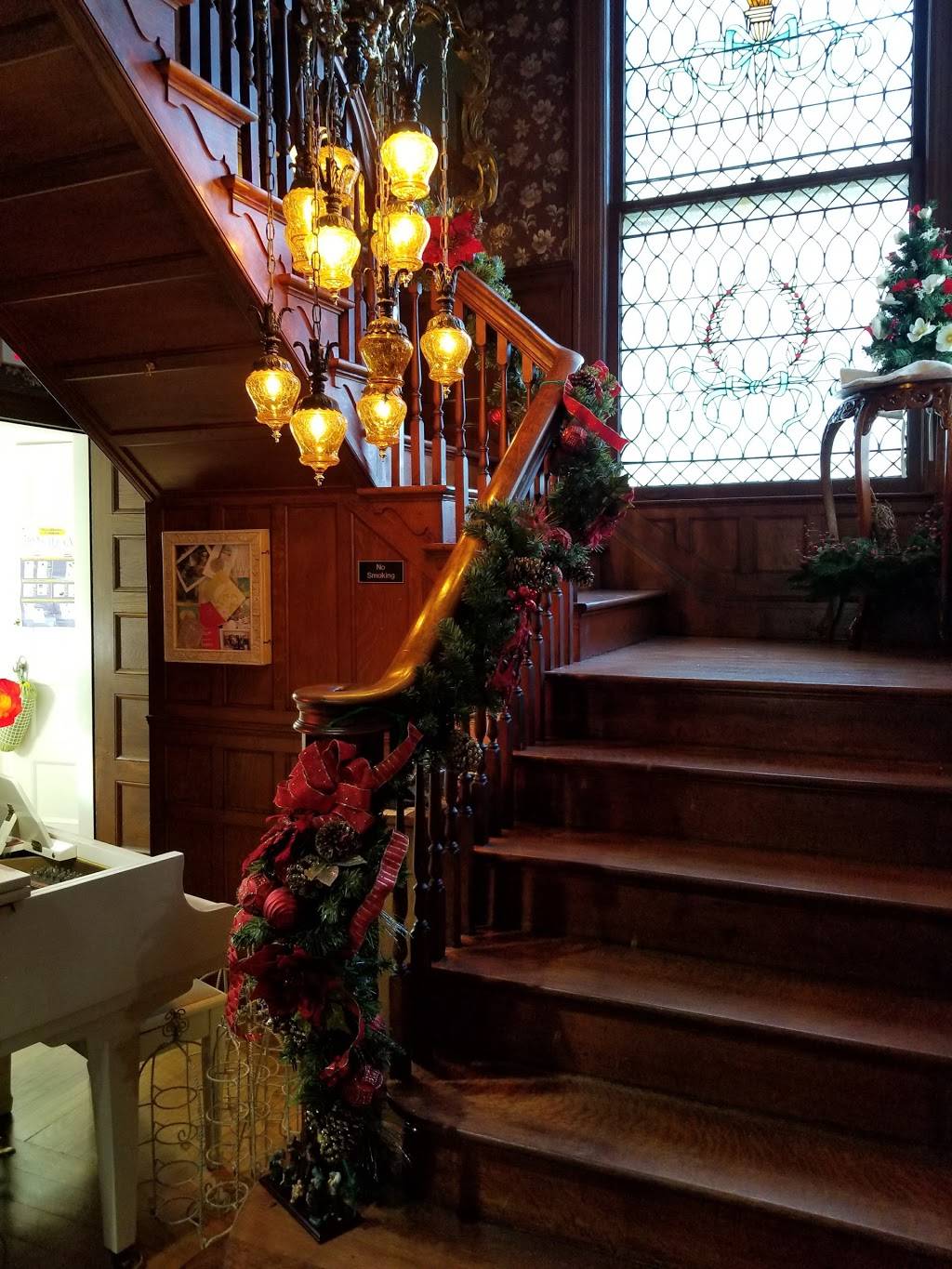 600 Main, a Victorian Tea Room and B&B | restaurant | 600 Main St, Toms River, NJ 08753, USA | 7328187580 OR +1 732-818-7580