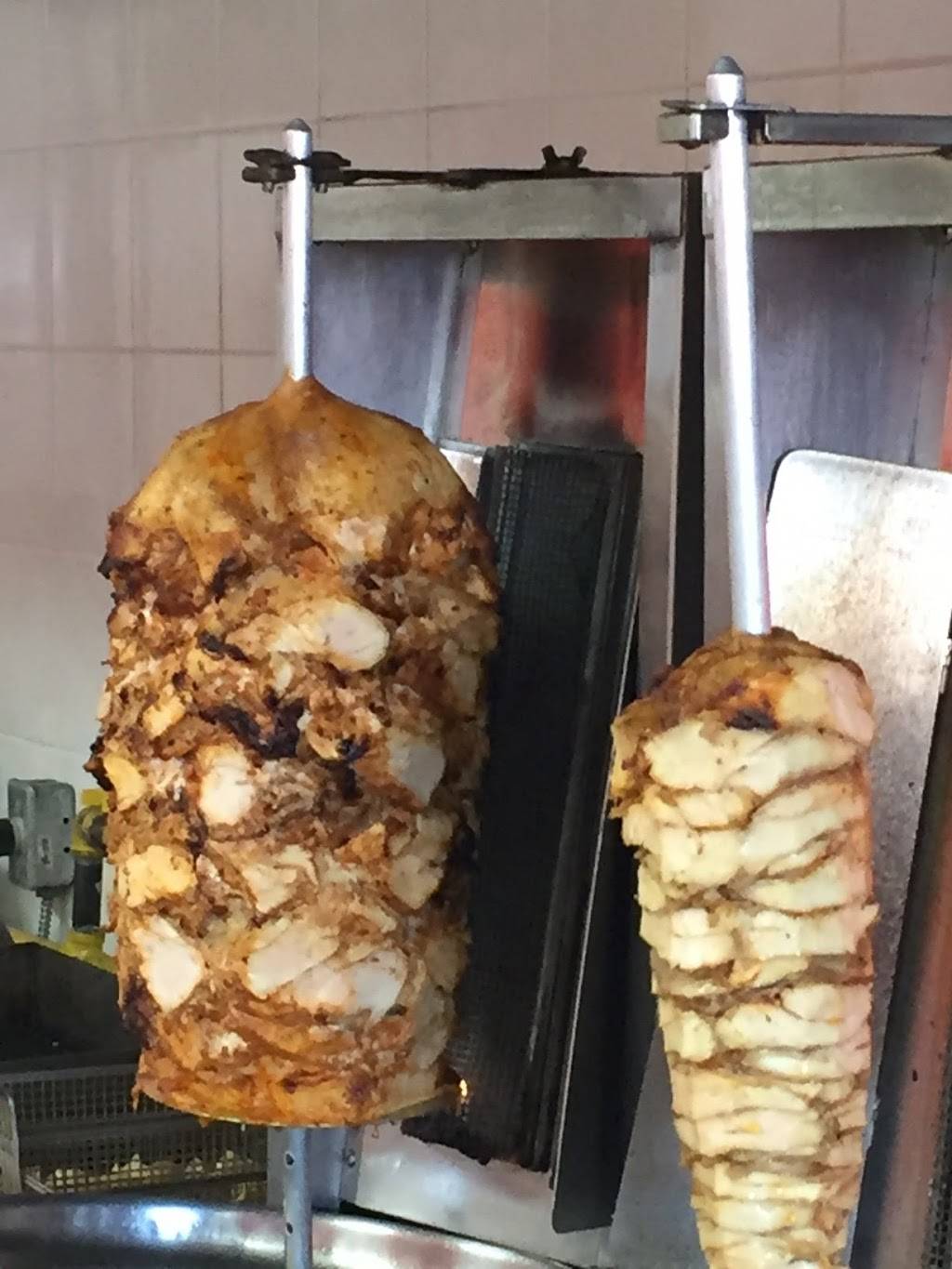 Sahara Dunes Shawarma | restaurant | 2090 Robertson Rd, Nepean, ON K2H 8V5, Canada | 6138284224 OR +1 613-828-4224