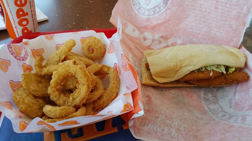 Popeyes Louisiana Kitchen | restaurant | 2176 Skibo Rd, Fayetteville, NC 28314, USA | 9102292070 OR +1 910-229-2070