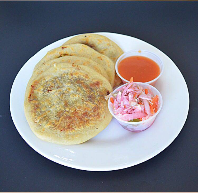 El Santaneco Restaurant | meal delivery | 24 5th St, Chelsea, MA 02150, USA | 6178845005 OR +1 617-884-5005