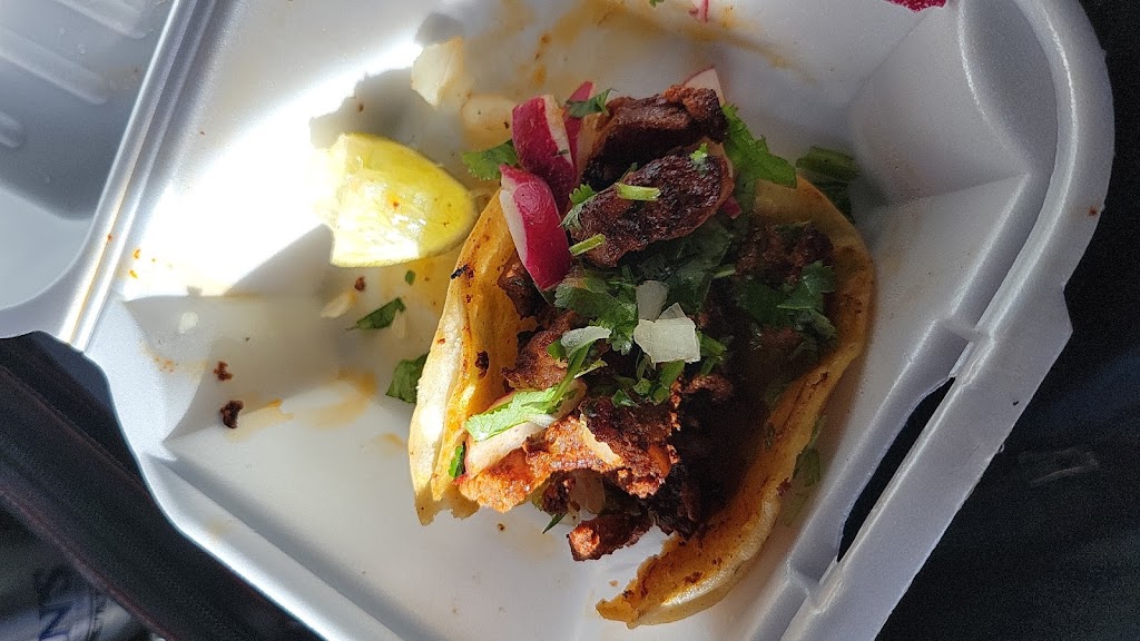 Burgos Queen Mexican restaurant | restaurant | 2400 Central Ave Suite C, Kearney, NE 68847, USA | 3082331424 OR +1 308-233-1424