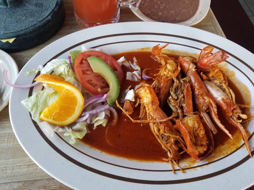 Mar Y Tierra | restaurant | 826 W Mission Blvd, Ontario, CA 91762, USA | 9094600956 OR +1 909-460-0956