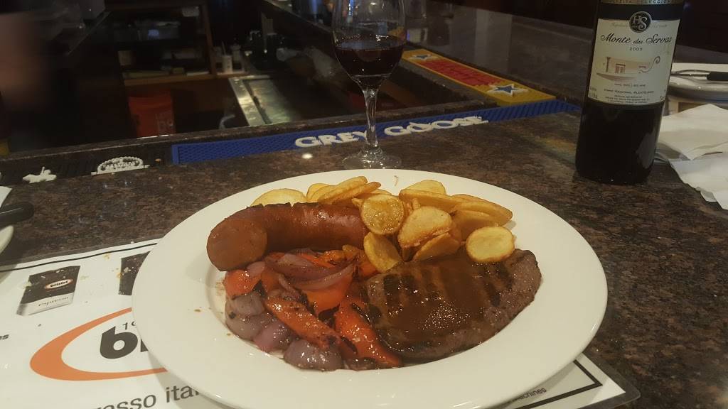 Ipanema Cafe | restaurant | 1819 Park St, Hartford, CT 06106, USA | 8602337488 OR +1 860-233-7488