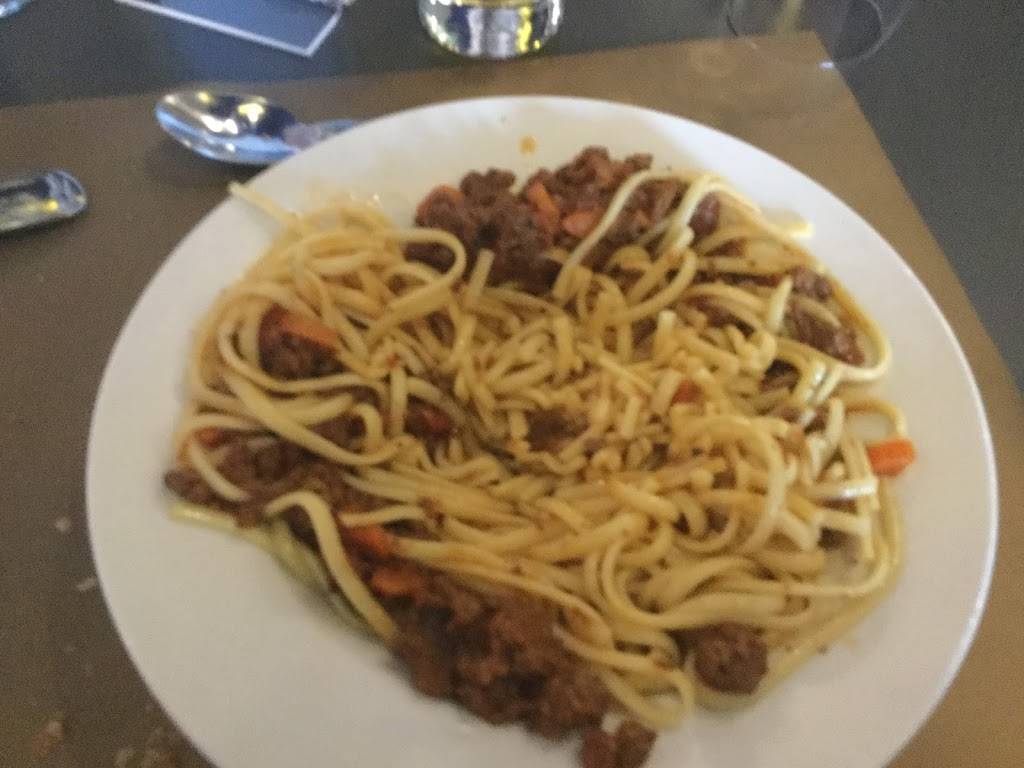 Bleumarin Le | restaurant | 55 Rue Richelieu, Saint-Jean-sur-Richelieu, QC J3B 6X2, Canada | 4503472341 OR +1 450-347-2341