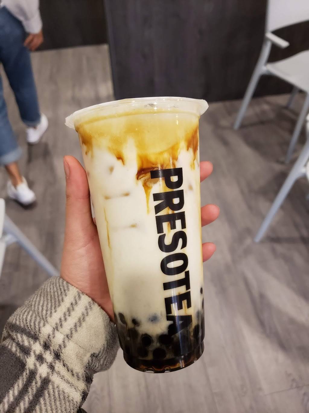 鮮茶道 Presotea Bubble Tea | restaurant | 2185 Wyandotte St W, Windsor, ON N9B 1K1, Canada | 2892336688 OR +1 289-233-6688
