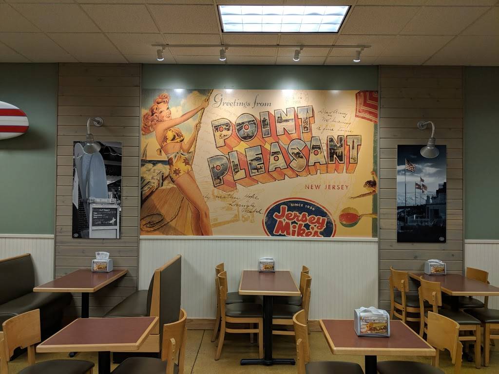 Jersey Mikes Subs | meal takeaway | 62A Ogden Ave, Downers Grove, IL 60515, USA | 6309638500 OR +1 630-963-8500