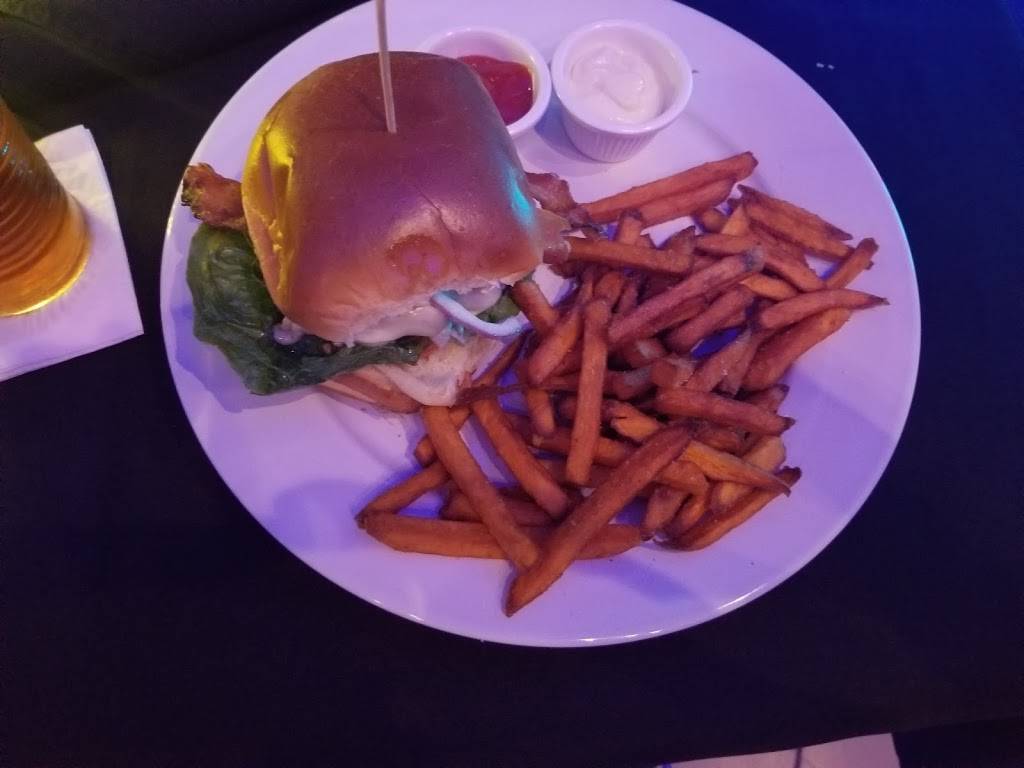 Blu Gin Restaurant Lounge | restaurant | 5445 Collins Ave, Miami Beach, FL 33140, USA | 3053978328 OR +1 305-397-8328