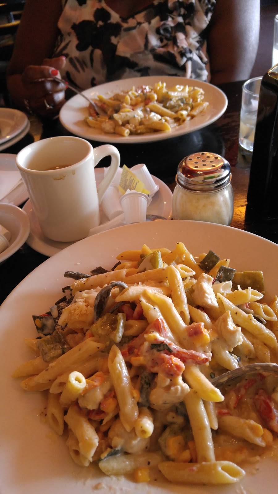 Charlies Trio | restaurant | 5769 Huntington Dr N, Los Angeles, CA 90032, USA | 3232233871 OR +1 323-223-3871