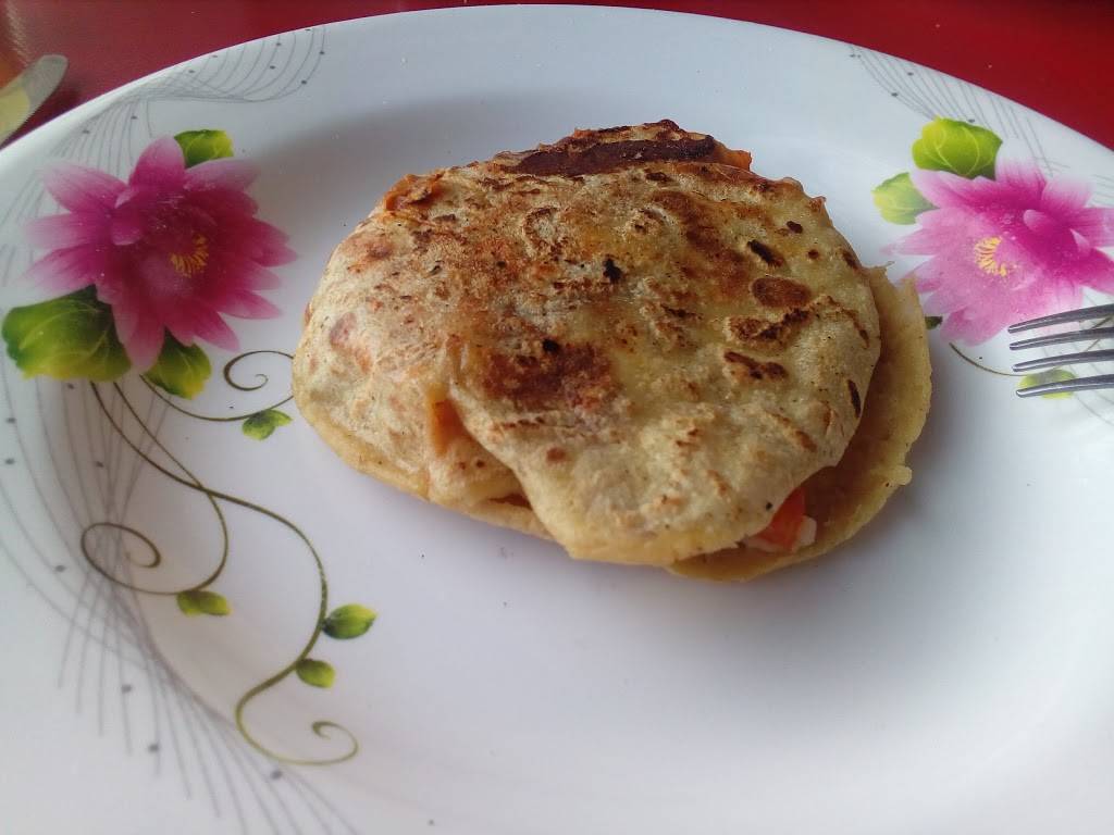 Ricas GORDITAS | restaurant | Local 13, Centro Comercial San Antonio, Blvd. el Rosario 10350, Porticos De San Antonio, 22666 Tijuana, B.C., Mexico | 016646306361 OR +52 664 630 6361