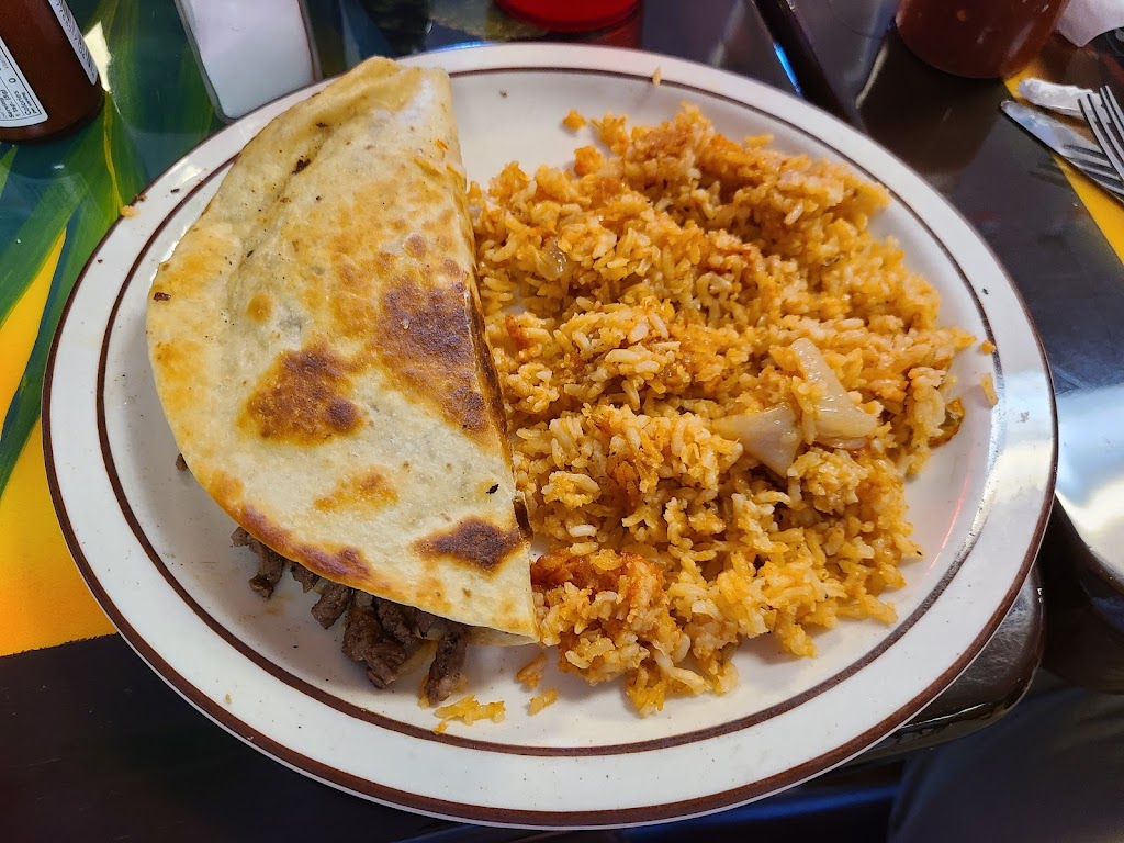 Los Avina Mexican Restaurant | restaurant | 830 E Hathaway Ave, Bronson, FL 32621, USA | 3524869028 OR +1 352-486-9028