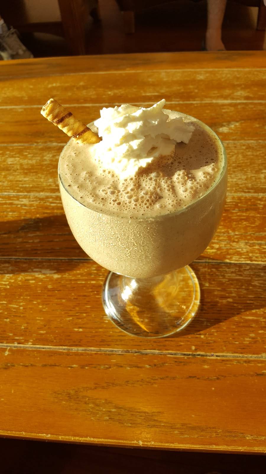 Oberweis Ice Cream and Dairy Store | restaurant | 32808 Woodward Ave, Royal Oak, MI 48073, USA | 2485651071 OR +1 248-565-1071