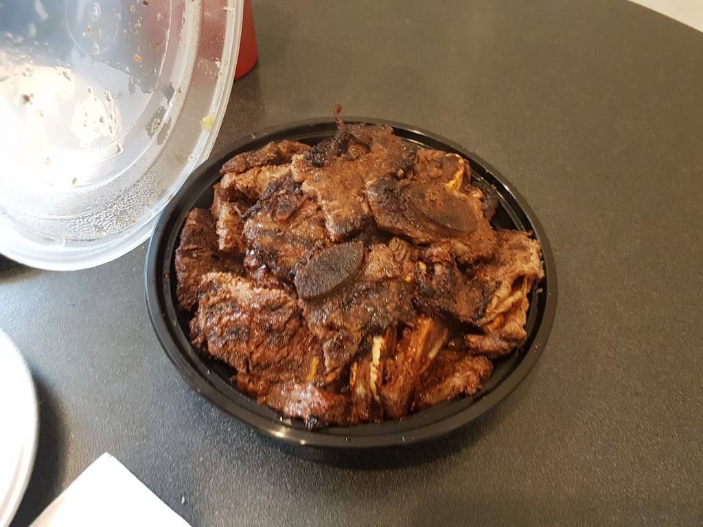 Pili Pili | restaurant | 1960 Lawrence Ave E, Scarborough, ON M1R 2Z1, Canada | 6477487454 OR +1 647-748-7454