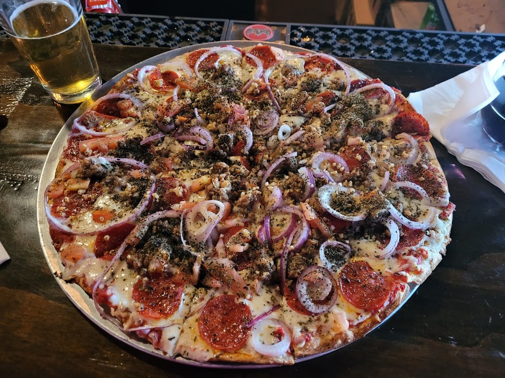 Grumpy Bears Retreat | restaurant | 98887 Kennedy Meadow Rd, Inyokern, CA 93527, USA | 5598502327 OR +1 559-850-2327