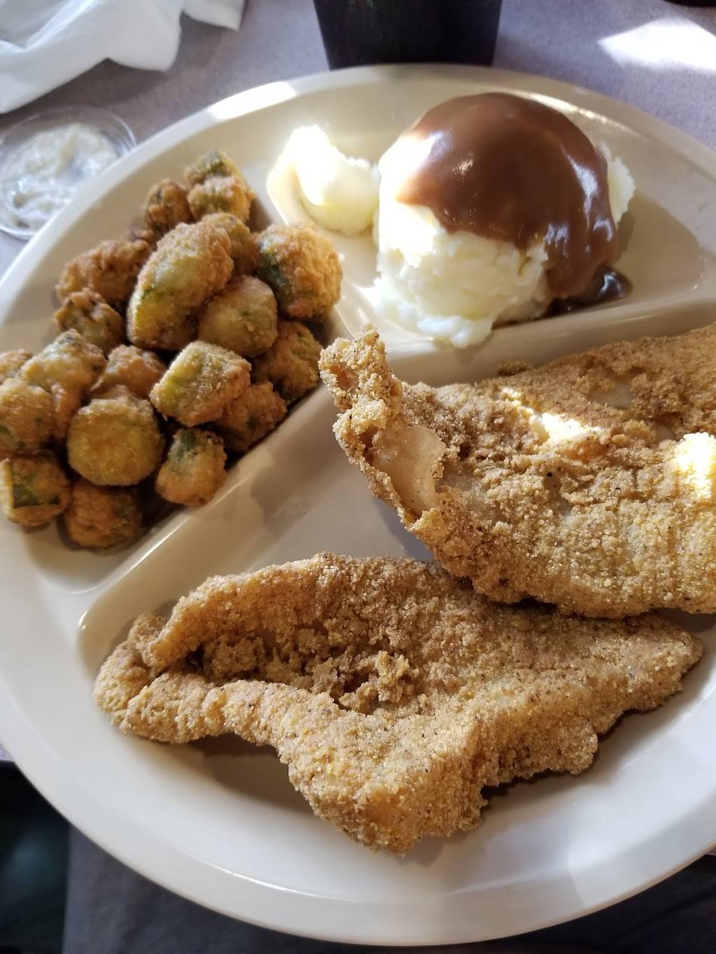 Family Style Chicken & Seafood | restaurant | 113 Shane Dr, Glasgow, KY 42141, USA | 2706590437 OR +1 270-659-0437