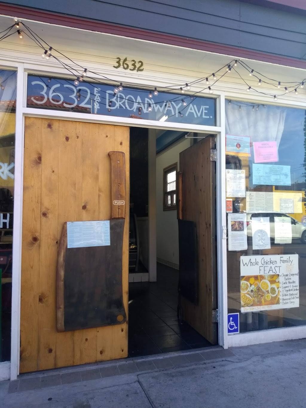 Lacquered Restaurant | restaurant | 3632 E Broadway, Long Beach, CA 90803, USA | 5628818105 OR +1 562-881-8105