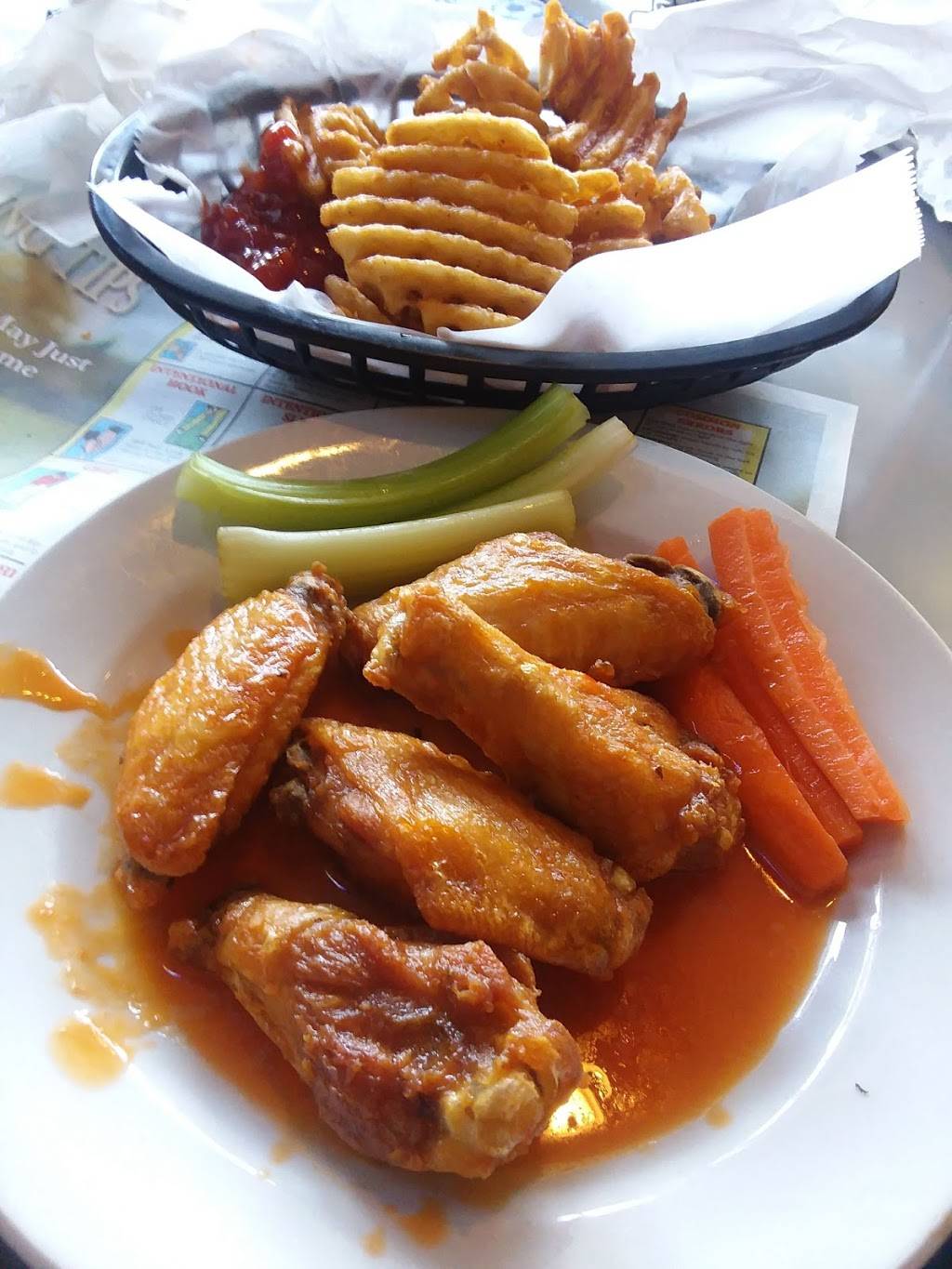 Keystone Sports Review (KSR) | restaurant | 5602 N Keystone Ave, Indianapolis, IN 46220, USA | 3172519902 OR +1 317-251-9902