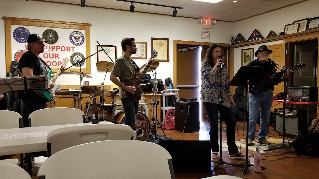 Veterans of Foreign Wars | restaurant | 1303 E Main St, Urbana, IL 61802, USA | 2173674197 OR +1 217-367-4197