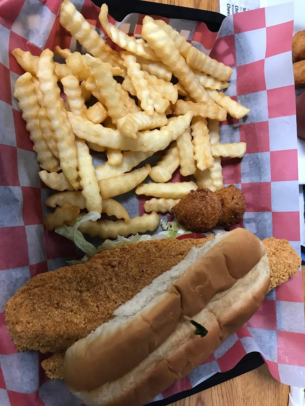 Ziggys Pub | restaurant | 16 W Main St, Poseyville, IN 47633, USA | 8128742170 OR +1 812-874-2170