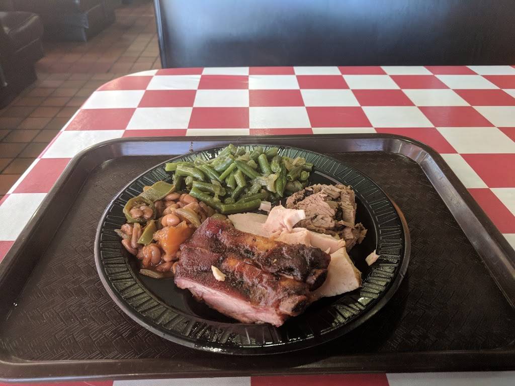 Old House BBQ | restaurant | 1905 N Josey Ln, Carrollton, TX 75006, USA | 9722423900 OR +1 972-242-3900