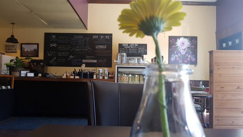 My Place | restaurant | 96 Huron St, New Hamburg, ON N3A 1J3, Canada | 5193905599 OR +1 519-390-5599