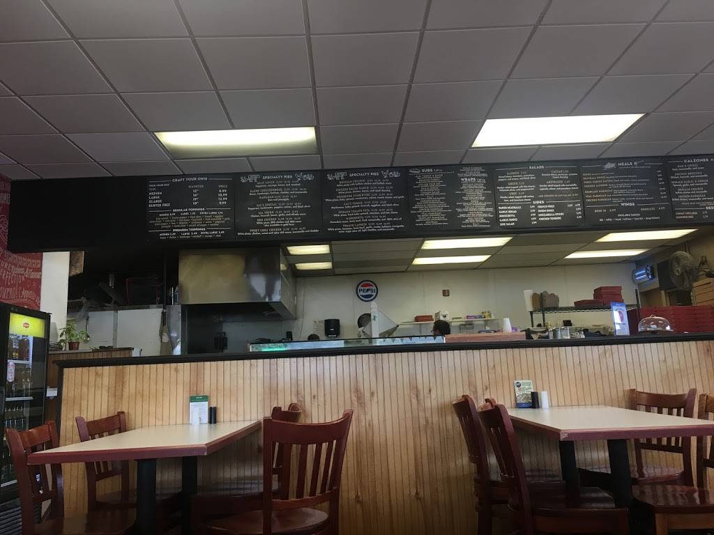 Sals Pizza | restaurant | 180 Elm St, Milford, NH 03055, USA | 6036725544 OR +1 603-672-5544