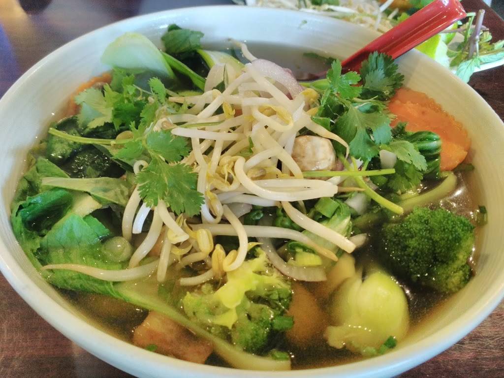 Pho Thaison | restaurant | 2438 W Anderson Ln, Suite A3, Austin, TX 78757, USA | 5124200001 OR +1 512-420-0001