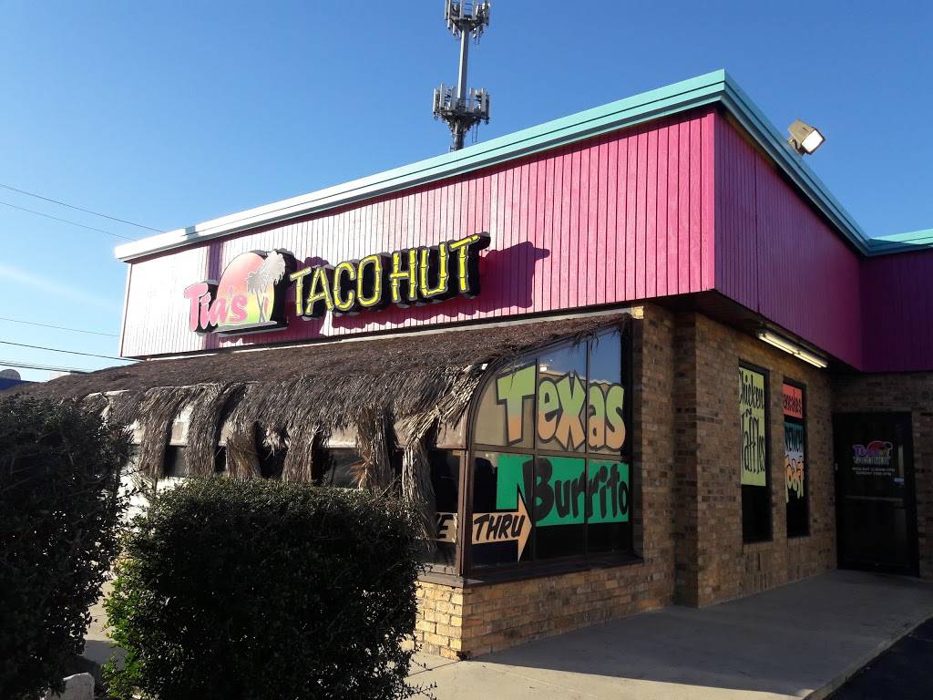 Tias Taco Hut | restaurant | 5730 Babcock Rd, San Antonio, TX 78240, USA | 2105588646 OR +1 210-558-8646