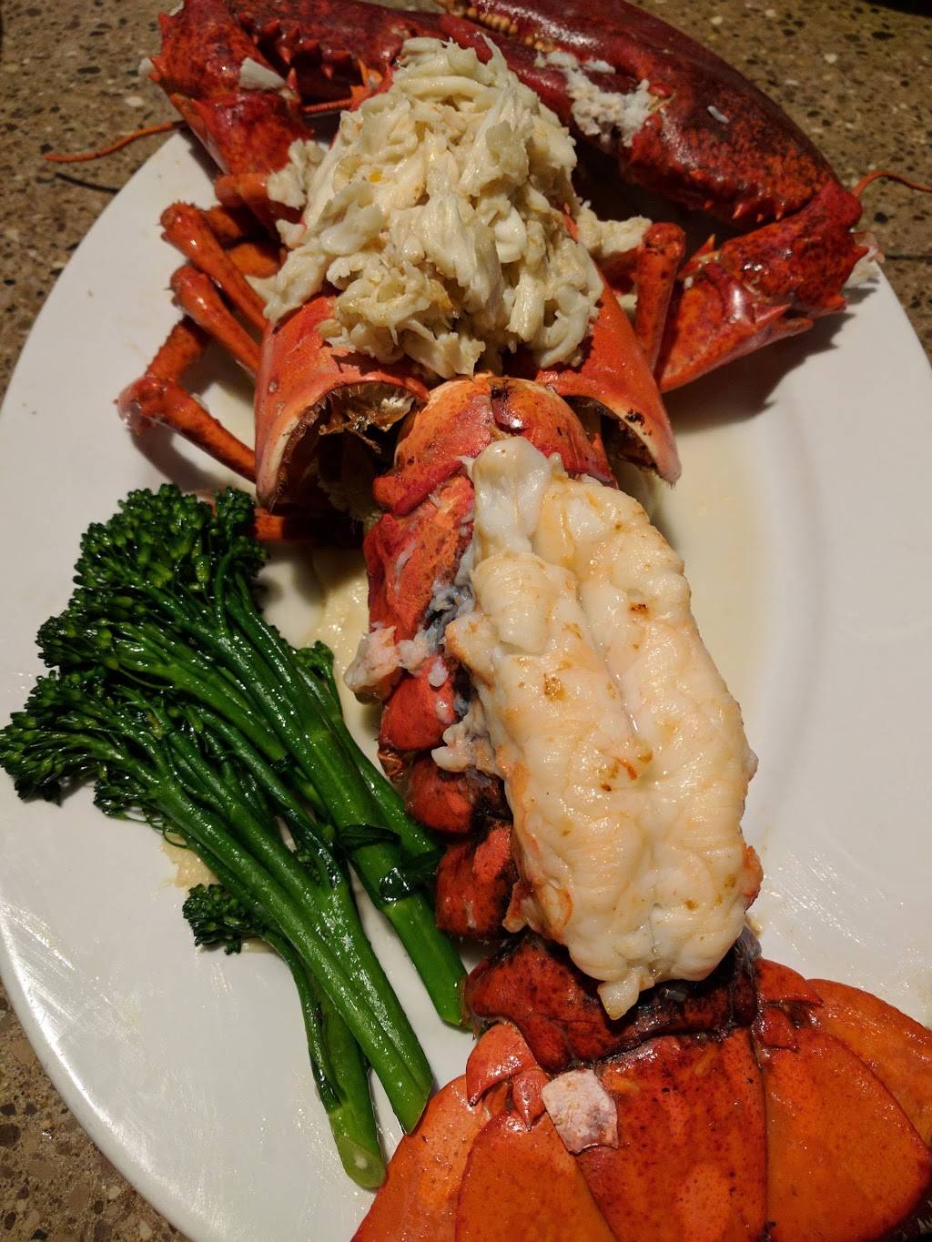 Riverwalk Grill and Taproom | restaurant | 106 Ames St, Elk Rapids, MI 49629, USA | 2312640377 OR +1 231-264-0377