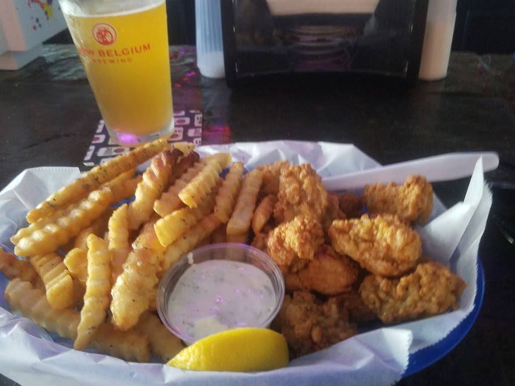 Tiki Hut Pub & Grill | restaurant | 1010 Main St, Daytona Beach, FL 32118, USA | 3868727816 OR +1 386-872-7816