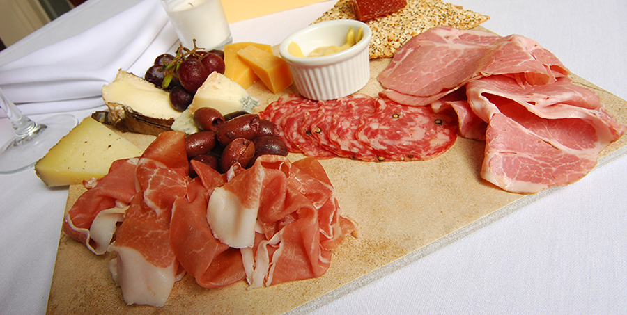 Pier 701 Restaurant & Bar | night club | 701 Piermont Ave, Piermont, NY 10968, USA | 8458482550 OR +1 845-848-2550