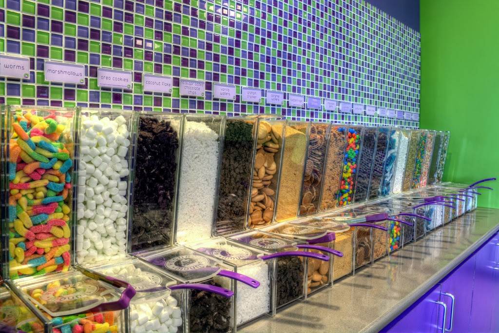 Yogurt Mountain | restaurant | 326 Sutton Rd Suite N Suite N, Owens Cross Roads, AL 35763, USA | 2564696413 OR +1 256-469-6413