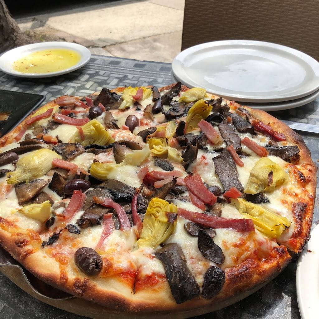 Maxis | restaurant | 12113 Mayfield Rd, Cleveland, OH 44106, USA | 2164211500 OR +1 216-421-1500