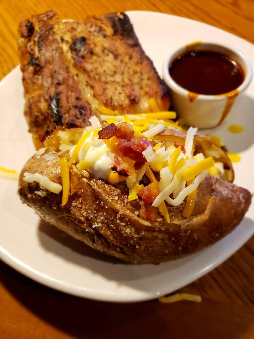 Outback Steakhouse | restaurant | 4510 E, FL-64, Bradenton, FL 34208, USA | 9417487783 OR +1 941-748-7783