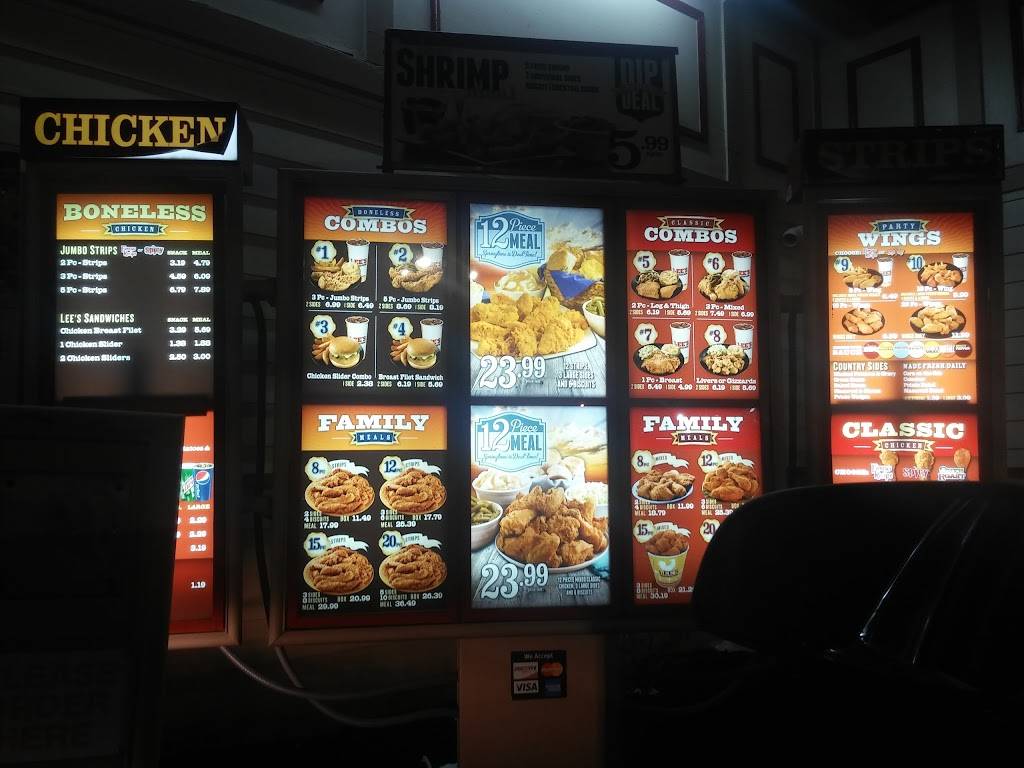 Lees Famous Recipe Chicken | restaurant | 8319 Vine St, Cincinnati, OH 45216, USA | 5138212999 OR +1 513-821-2999