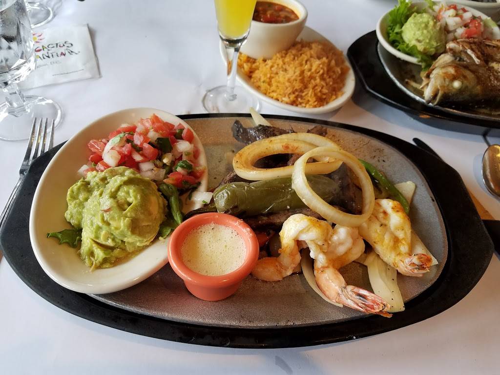 Lauriol Plaza | restaurant | 1835 18th St NW, Washington, DC 20009, USA | 2023870035 OR +1 202-387-0035