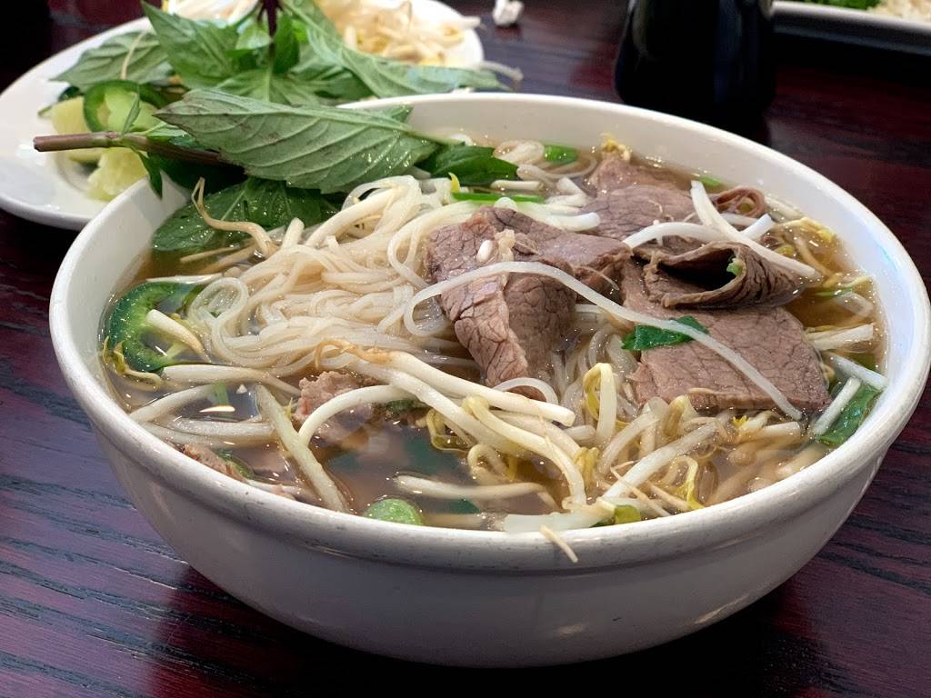 Pho 79 | restaurant | 6255 College Drive Ste. R2, R2, Suffolk, VA 23435, USA | 7574834168 OR +1 757-483-4168