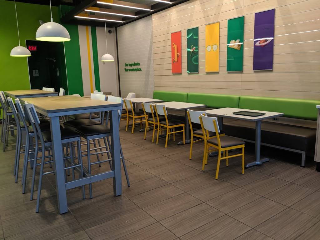 Subway | restaurant | 4434 Innes Rd RioCan Orleans Shopping Centre, Unit #1, Ottawa, ON K4A 4C5, Canada | 6138413782 OR +1 613-841-3782