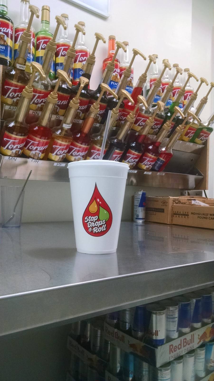 Dunkin | bakery | 585 White Mountain Hwy, Milton, NH 03851, USA | 6036527222 OR +1 603-652-7222