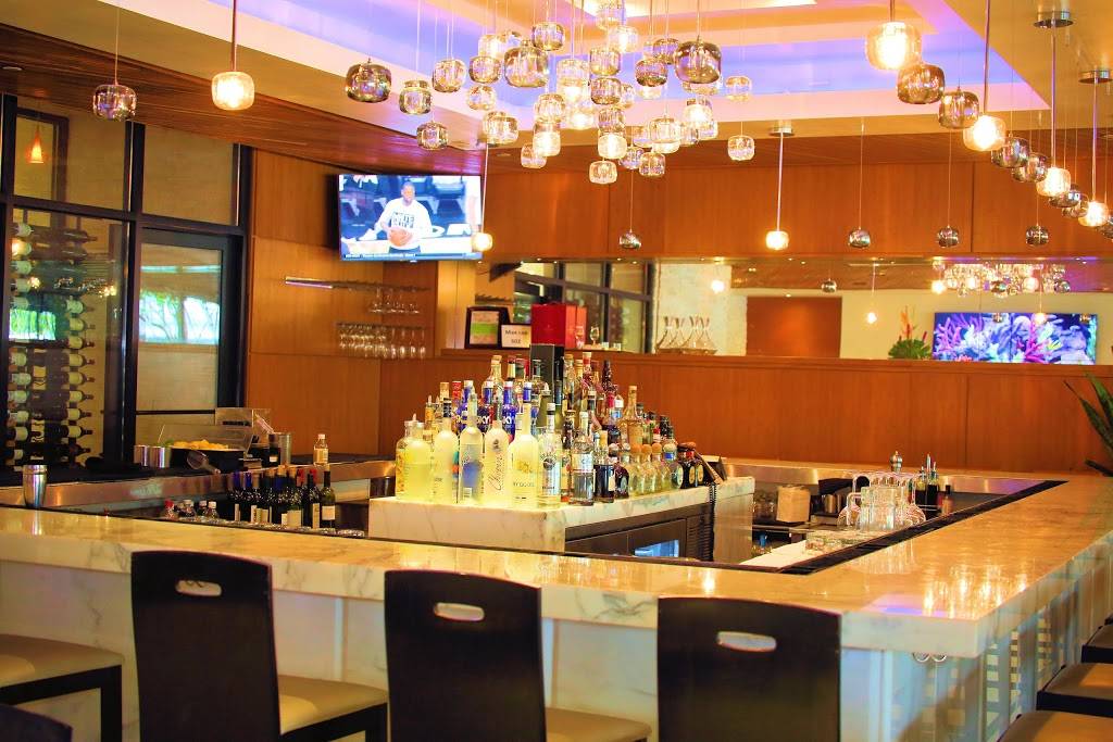 Sea Grill Restaurant | restaurant | 3913 NE 163rd St, North Miami Beach, FL 33160, USA | 3059457555 OR +1 305-945-7555