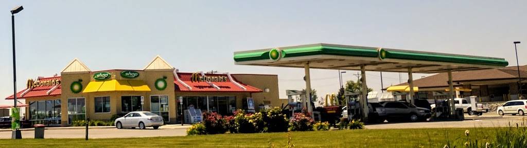 McDonalds | cafe | 828 E Albion St, Avilla, IN 46710, USA | 2608974051 OR +1 260-897-4051