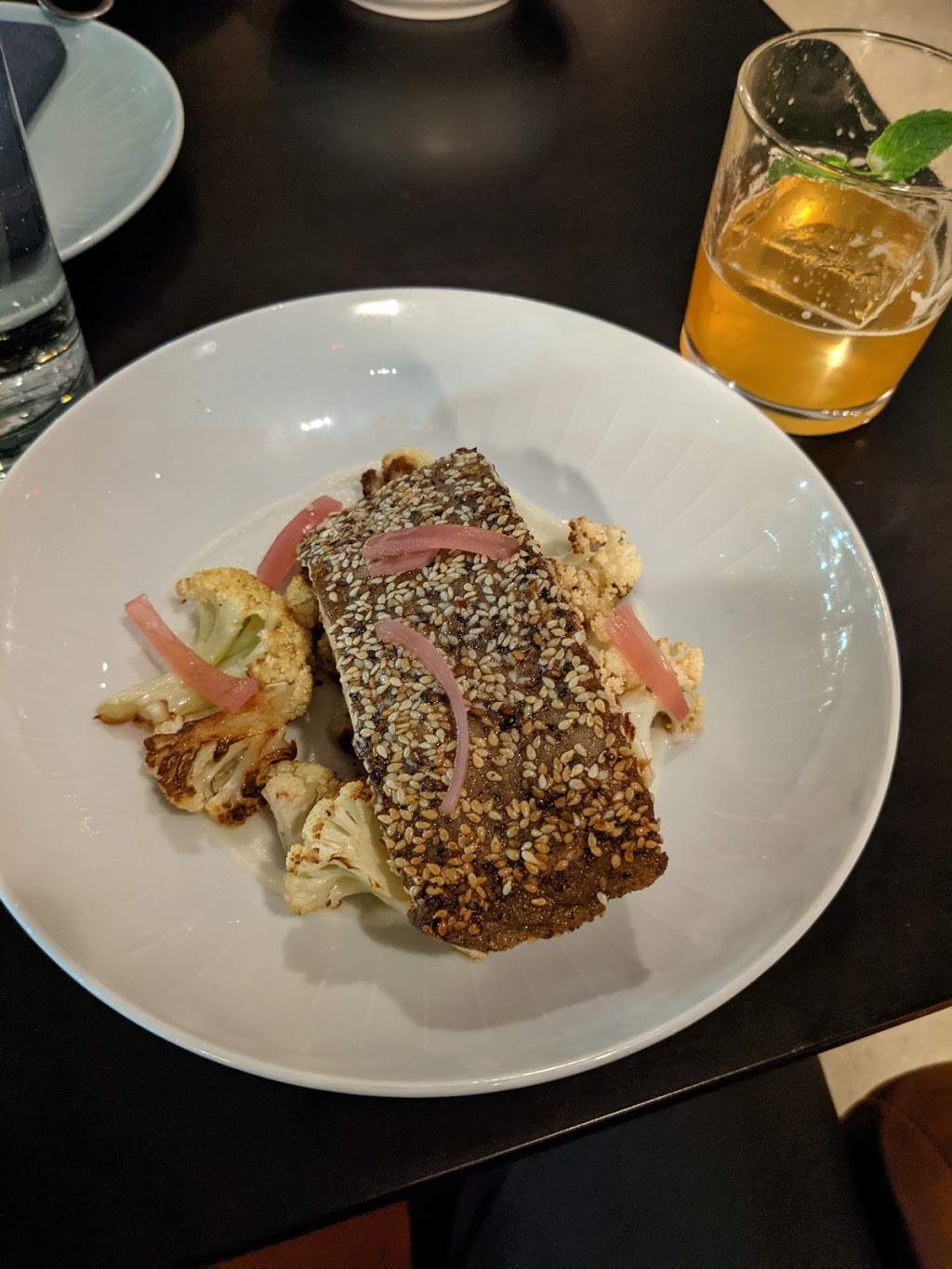 Leila | restaurant | 1245 Griswold St, Detroit, MI 48226, USA | 3138168100 OR +1 313-816-8100