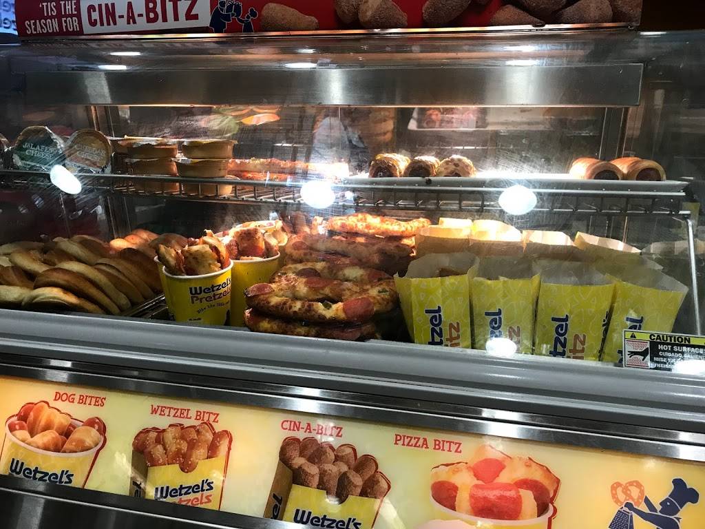 Wetzels Pretzels | restaurant | 139 Flatbush Avenue Space #160, Brooklyn, NY 11217, USA | 7183983200 OR +1 718-398-3200