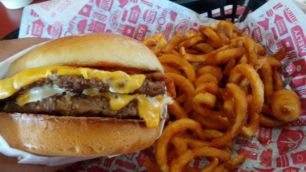 Jack in the Box | restaurant | 6810 Bingle Rd, Houston, TX 77092, USA | 7136901210 OR +1 713-690-1210