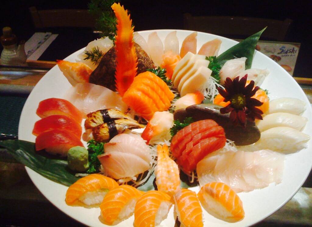 Roll and Thai Sushi | restaurant | 3106 Lake Shore Blvd W, Etobicoke, ON M8V 1L2, Canada | 6473451330 OR +1 647-345-1330