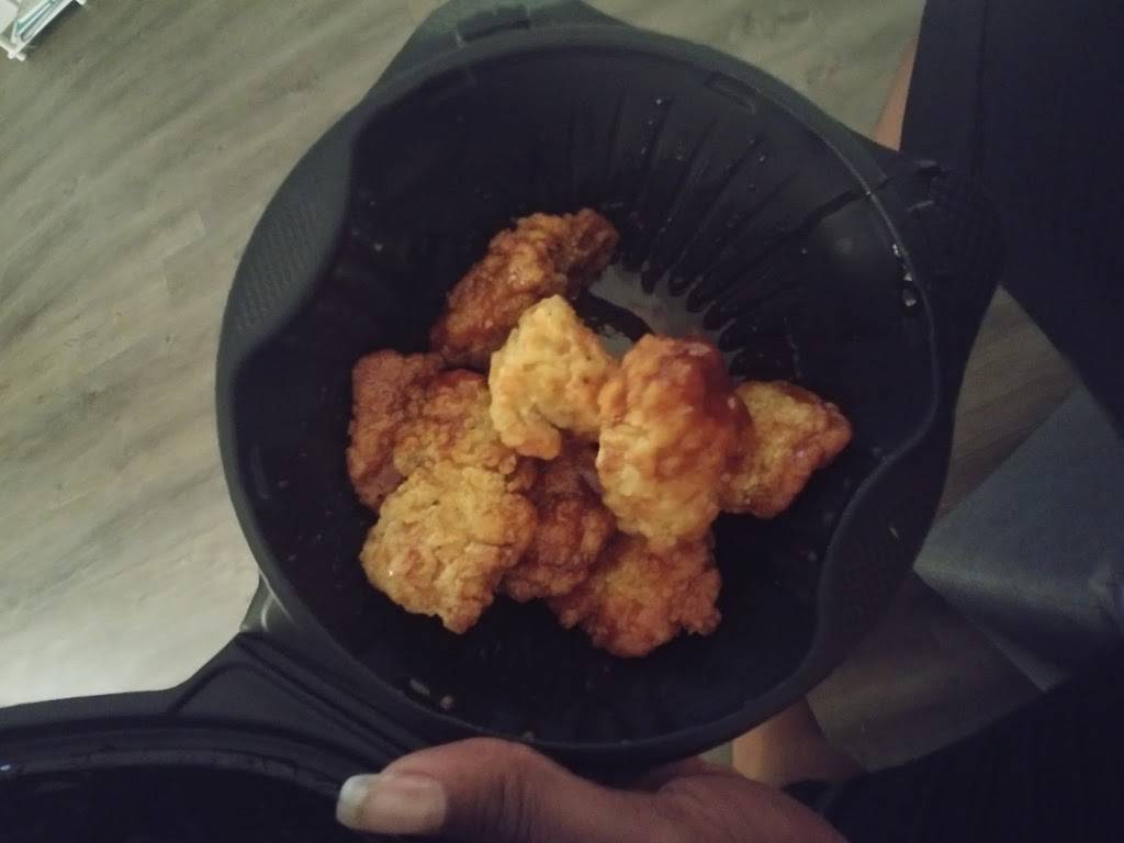 Pizza Hut | restaurant | 5832 N 16th St, Phoenix, AZ 85016, USA | 6022799615 OR +1 602-279-9615