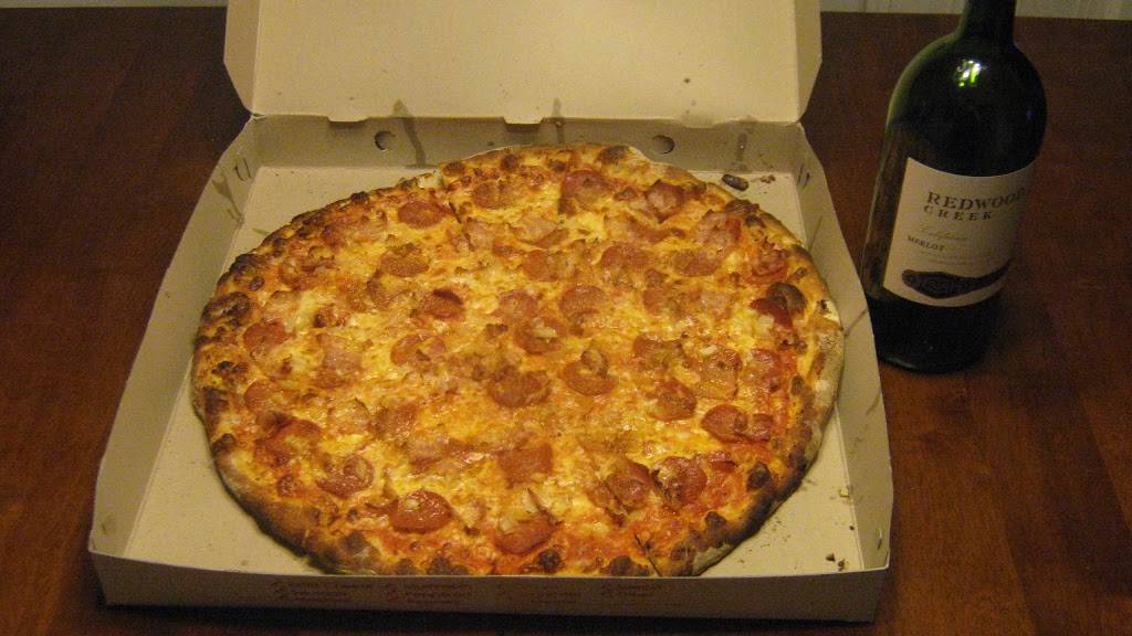 Mikes Apizza & Restaurant | restaurant | 111 Campbell Ave, West Haven, CT 06516, USA | 2039344933 OR +1 203-934-4933