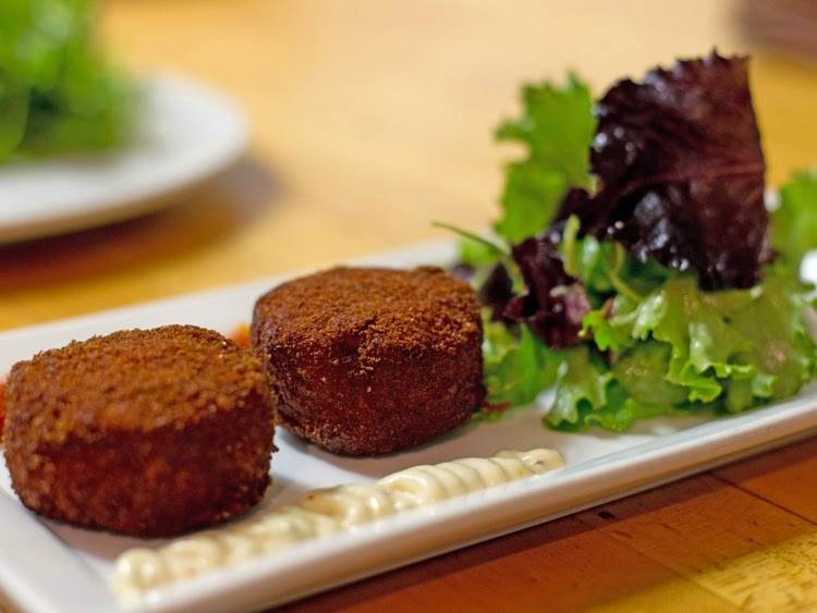 Avant Gout | restaurant | 1108 Yonge St, Toronto, ON M4W 2L6, Canada | 4169163681 OR +1 416-916-3681