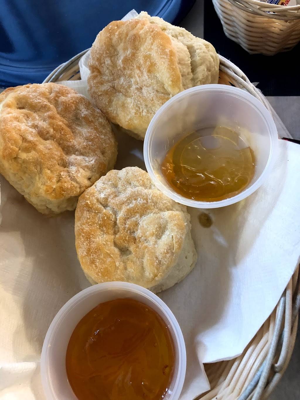 Aunt Jennys Catfish Restaurant | restaurant | 1217 Washington Ave, Ocean Springs, MS 39564, USA | 2288759201 OR +1 228-875-9201