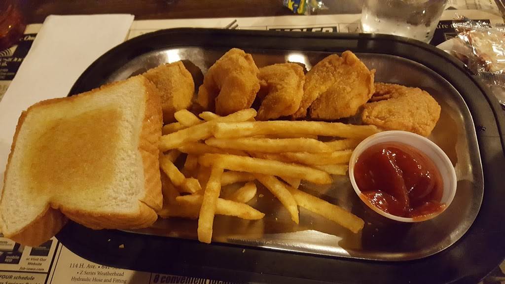 That Place Restaurant | restaurant | 33030 G Ave, Conrad, IA 50621, USA | 6413662911 OR +1 641-366-2911