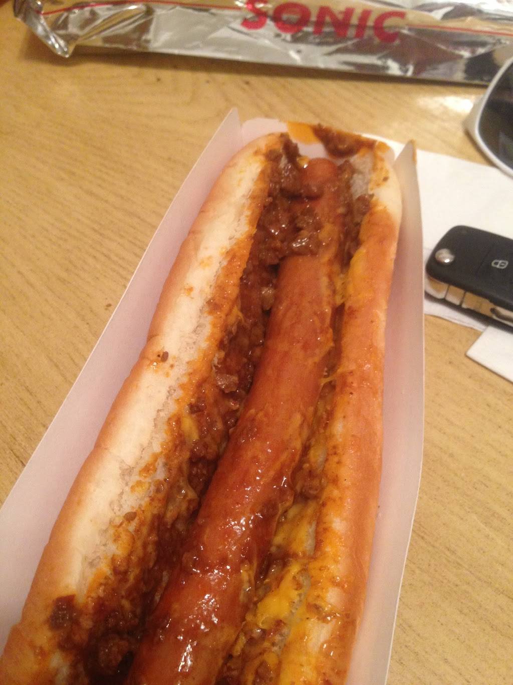 Sonic Drive-In | restaurant | 422 S Zarzamora St, San Antonio, TX 78207, USA | 2104310050 OR +1 210-431-0050